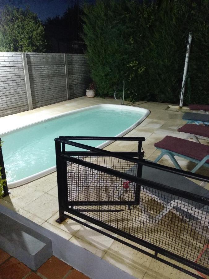אפרטהוטל Colón Bungalows Yo Ju מראה חיצוני תמונה