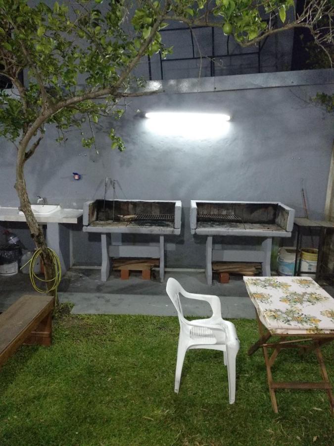 אפרטהוטל Colón Bungalows Yo Ju מראה חיצוני תמונה