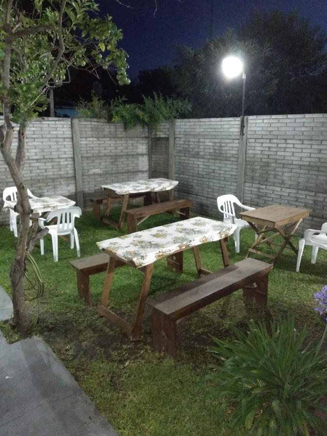 אפרטהוטל Colón Bungalows Yo Ju מראה חיצוני תמונה