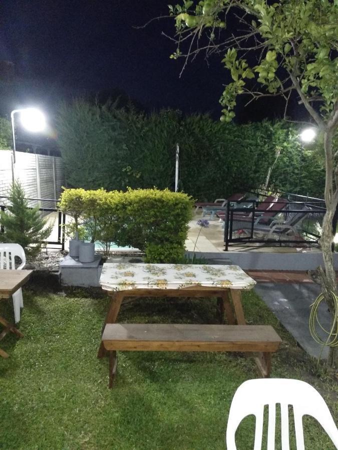 אפרטהוטל Colón Bungalows Yo Ju מראה חיצוני תמונה