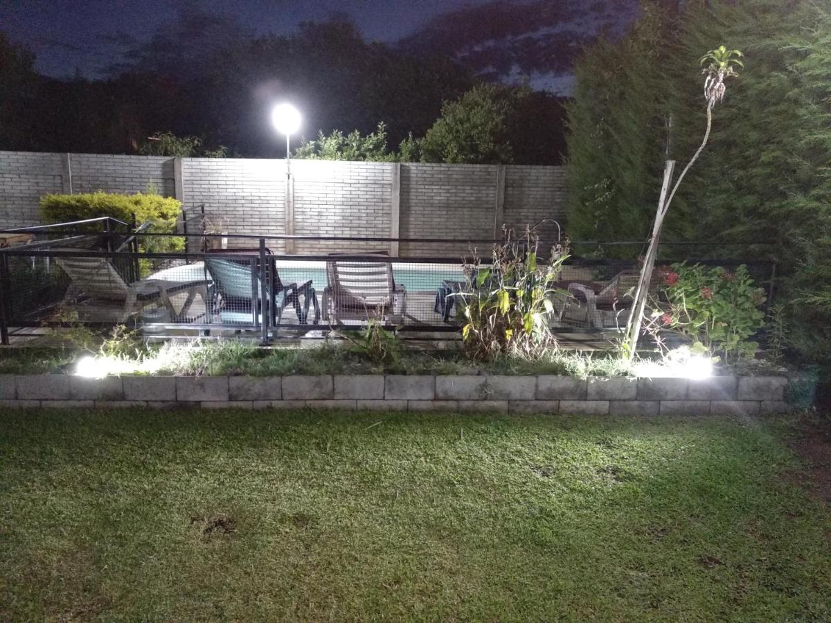 אפרטהוטל Colón Bungalows Yo Ju מראה חיצוני תמונה