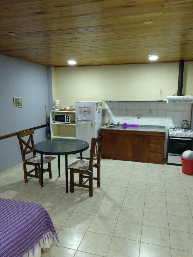 אפרטהוטל Colón Bungalows Yo Ju מראה חיצוני תמונה