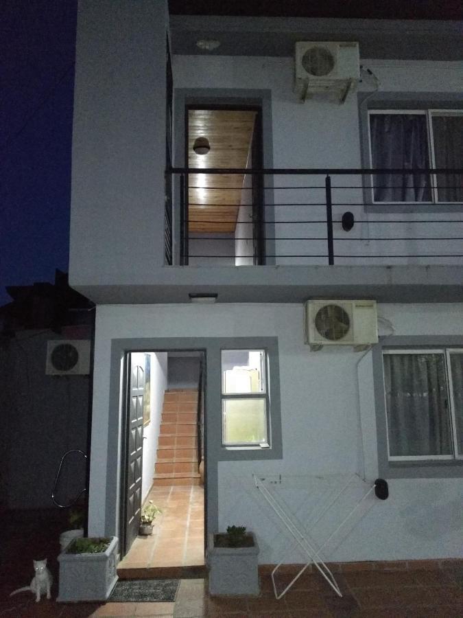 אפרטהוטל Colón Bungalows Yo Ju מראה חיצוני תמונה